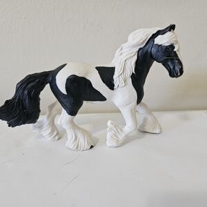 Papo 51550 Black and White Cob Horse Figure
